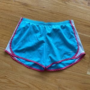Nike women’s shorts